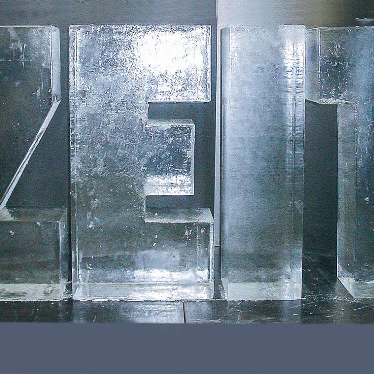 eisskulpturen.ch  Eislogo Zeit vergeht
