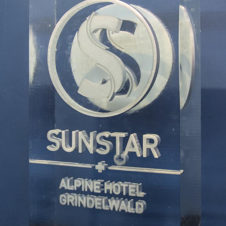 eisskulpturen.ch - eislogo - Sunstar