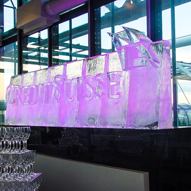 eisskulpturen.ch  Eislogo Credit Suisse