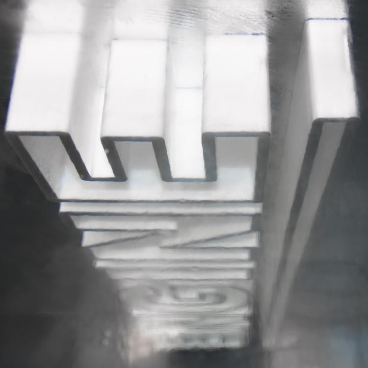eisskulpturen_Ch_Eislogo_Engine 2