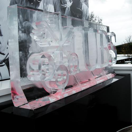 eisskulpturen.ch  Eislogo UBS