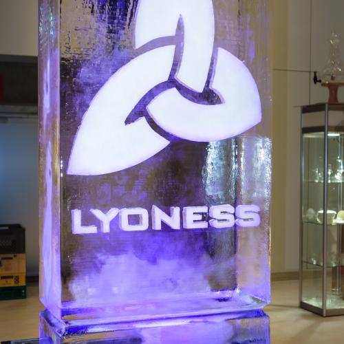 eisskulpturen.ch  Eislogo Lyoness