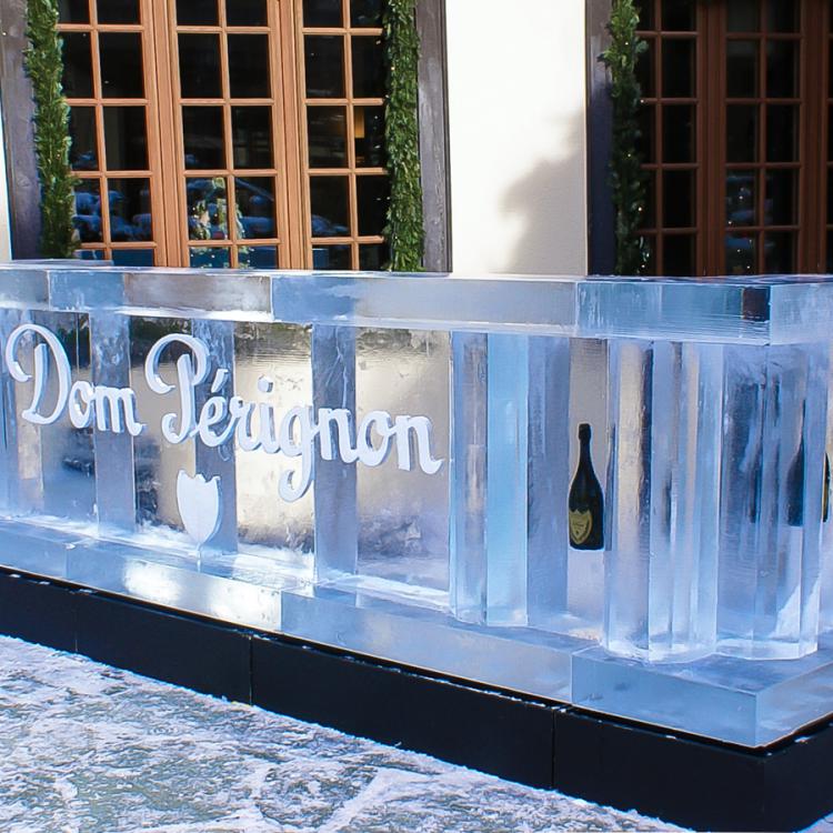 eisskulpturen.ch_eisbar_Dom Perignon