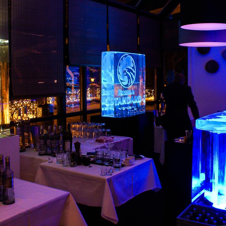 eisskulpturen.ch_eisbar_russian standard