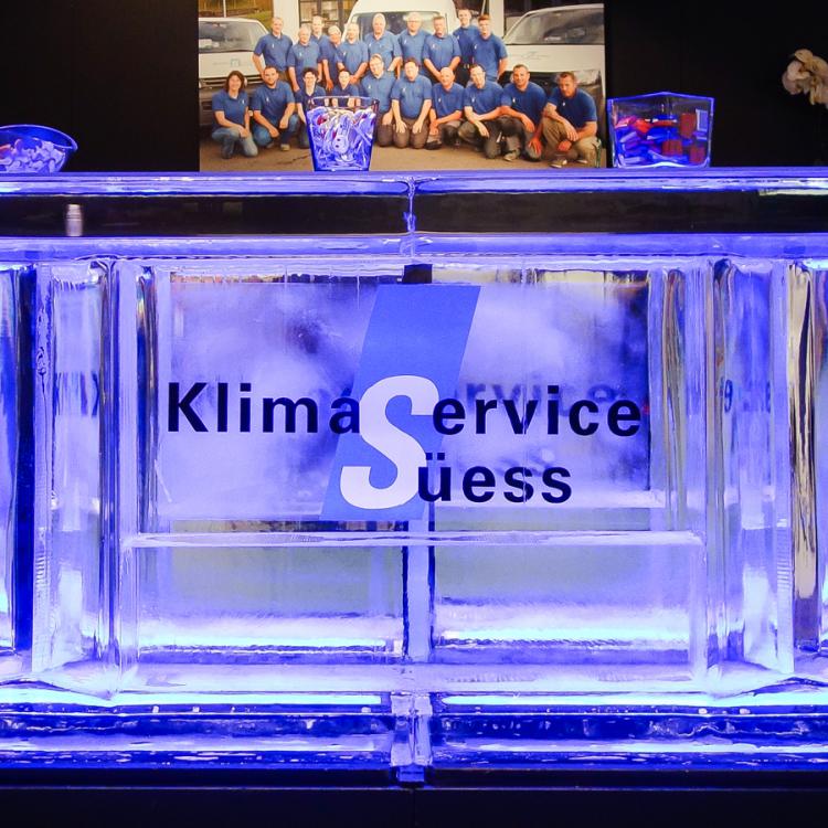 eisskulpturen.ch_eisbar_Kliemaservice Süess