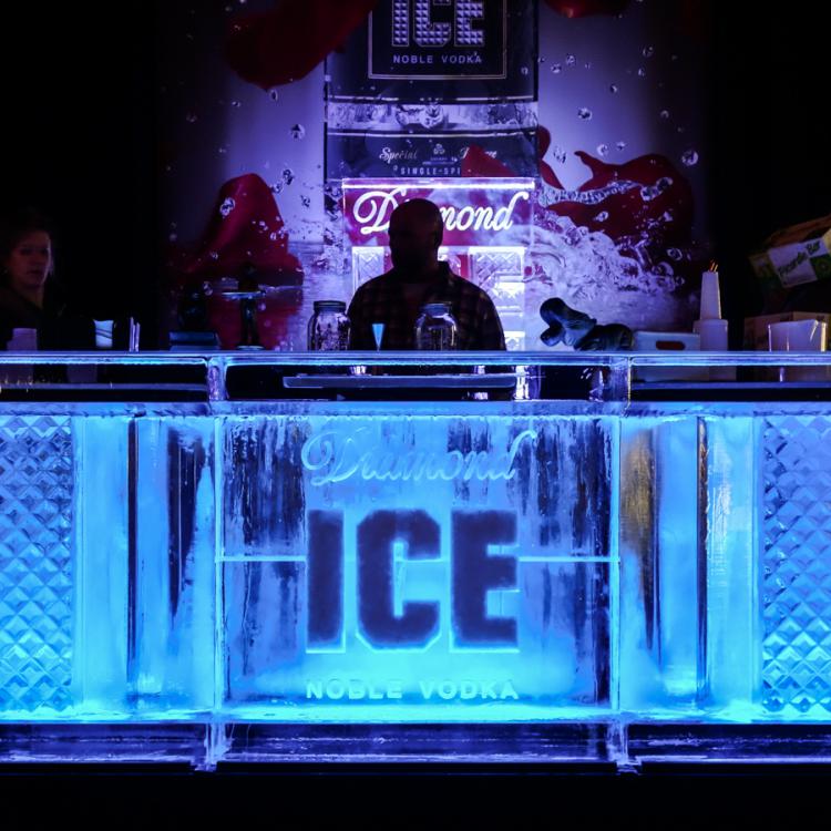 eisskulpturen.ch_eisbar_diamond ice