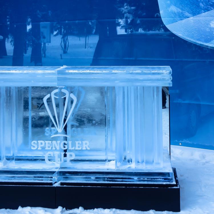 eisskulpturen.ch_eisbar_spenglercup