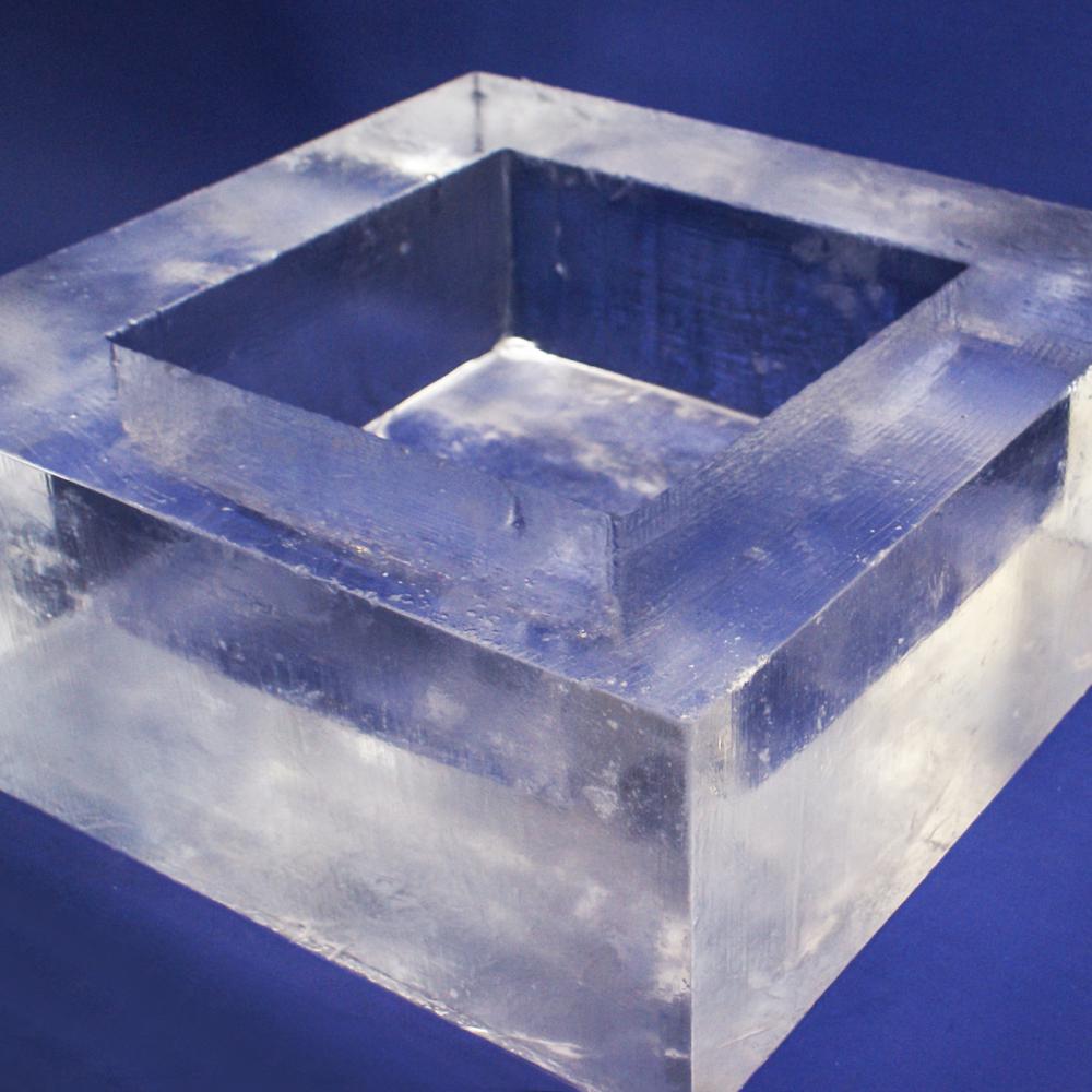 eisskulpturen. Eiswanne