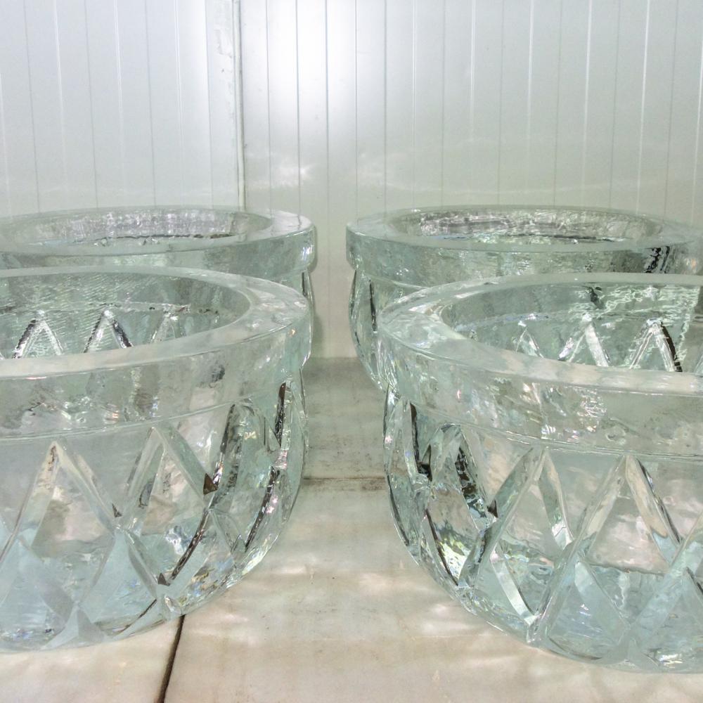 eisskulpturen. Eisschüssel