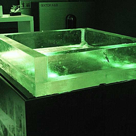 eisskulpturen. Eiswanne