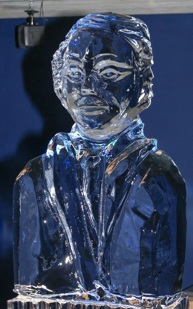 eisfiguren eisskulpturen.ch