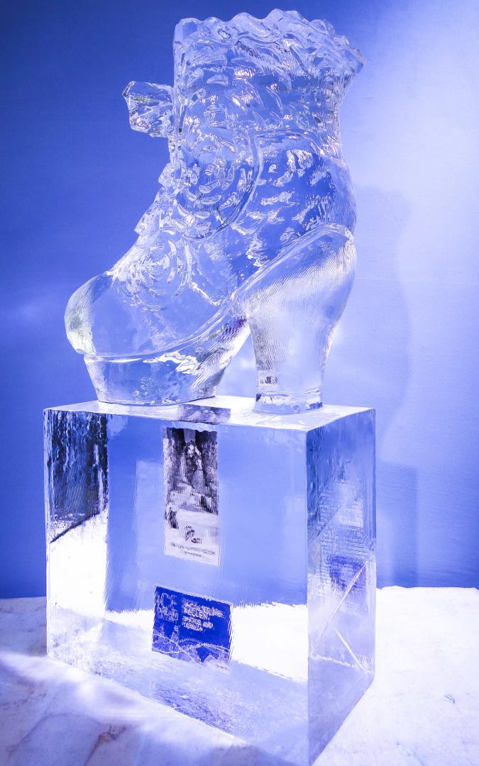 eisfiguren eisskulpturen.ch
