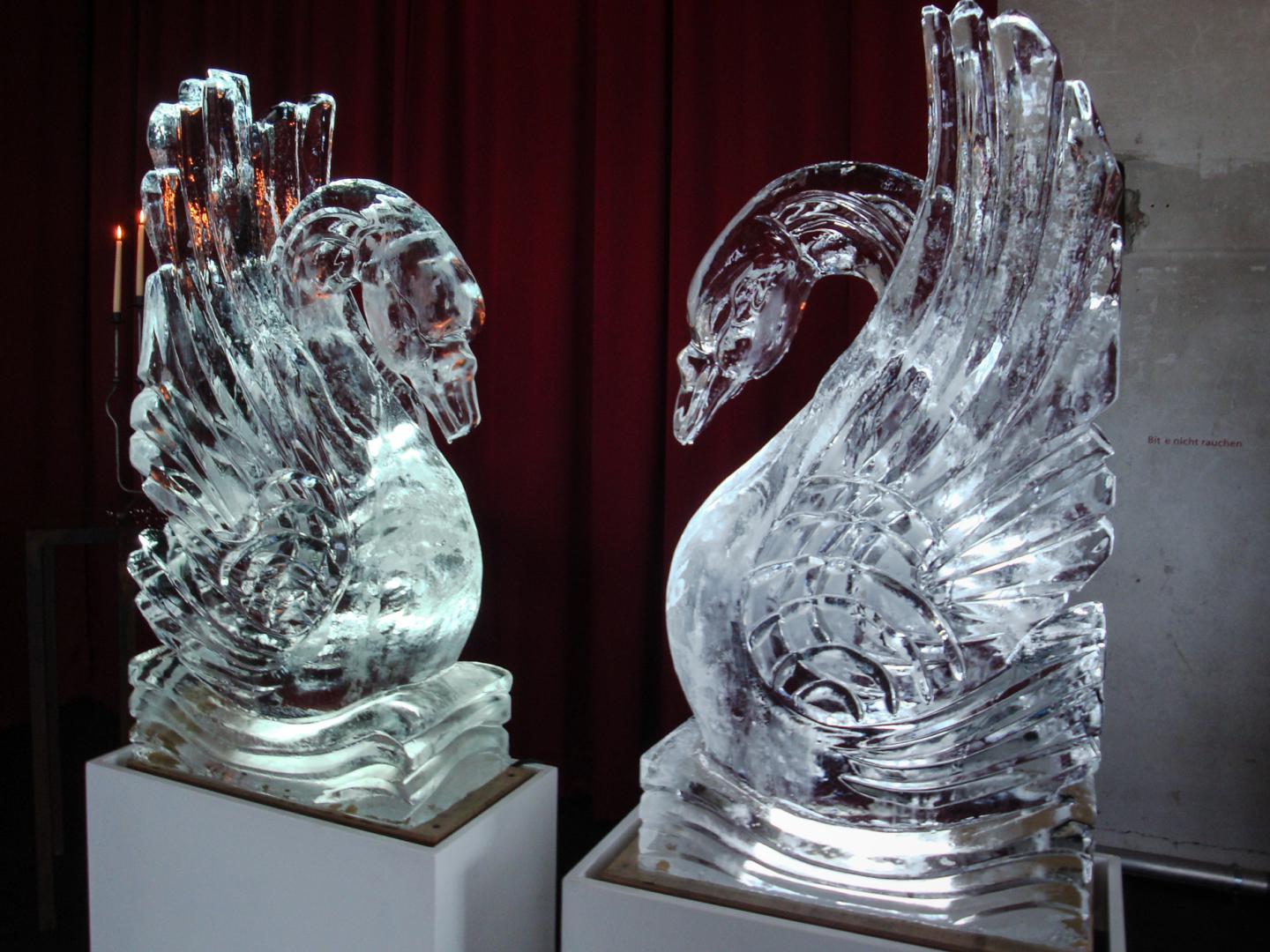 eisfiguren eisskulpturen.ch